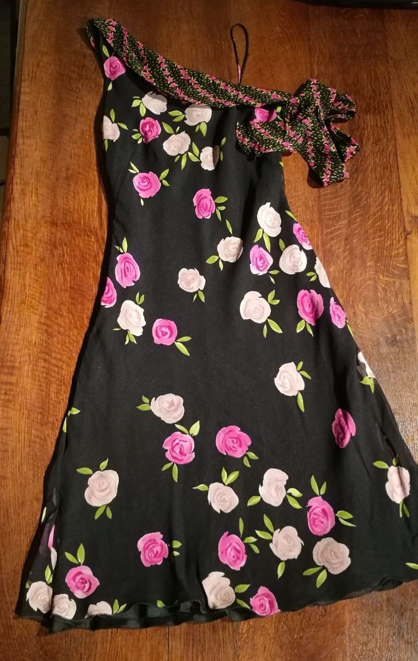 Moschino Vestiti: Moschino Robe / Moschino Kleid – Usato da Martigny venduto da Lea_lucci 2