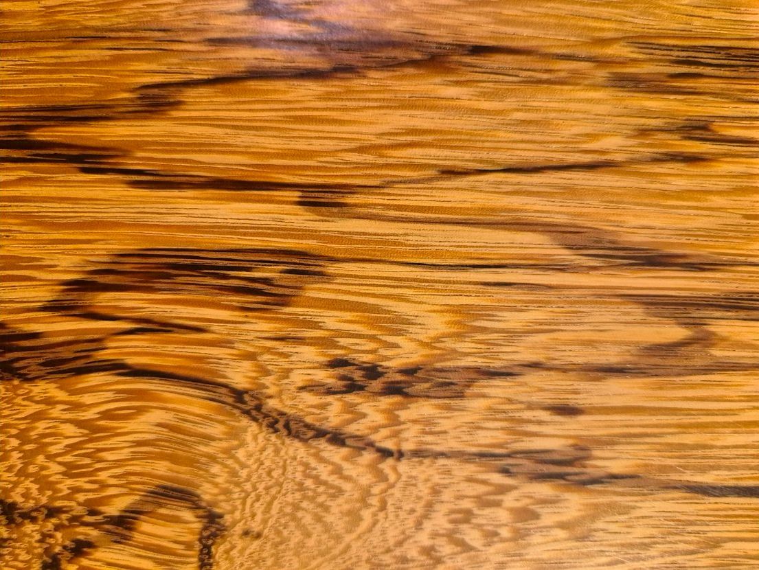 Articoli in legno: Bois serpent – Usato da Biel/Bienne venduto da guyw
