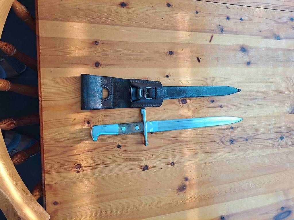 Coltellini militari: couteaux suisse 2 – Usato da La Chaux-de-Fonds venduto da popignol