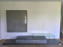 TV-Möbel und Schrank mit Glasfronten von MAB, Mod. Aguado