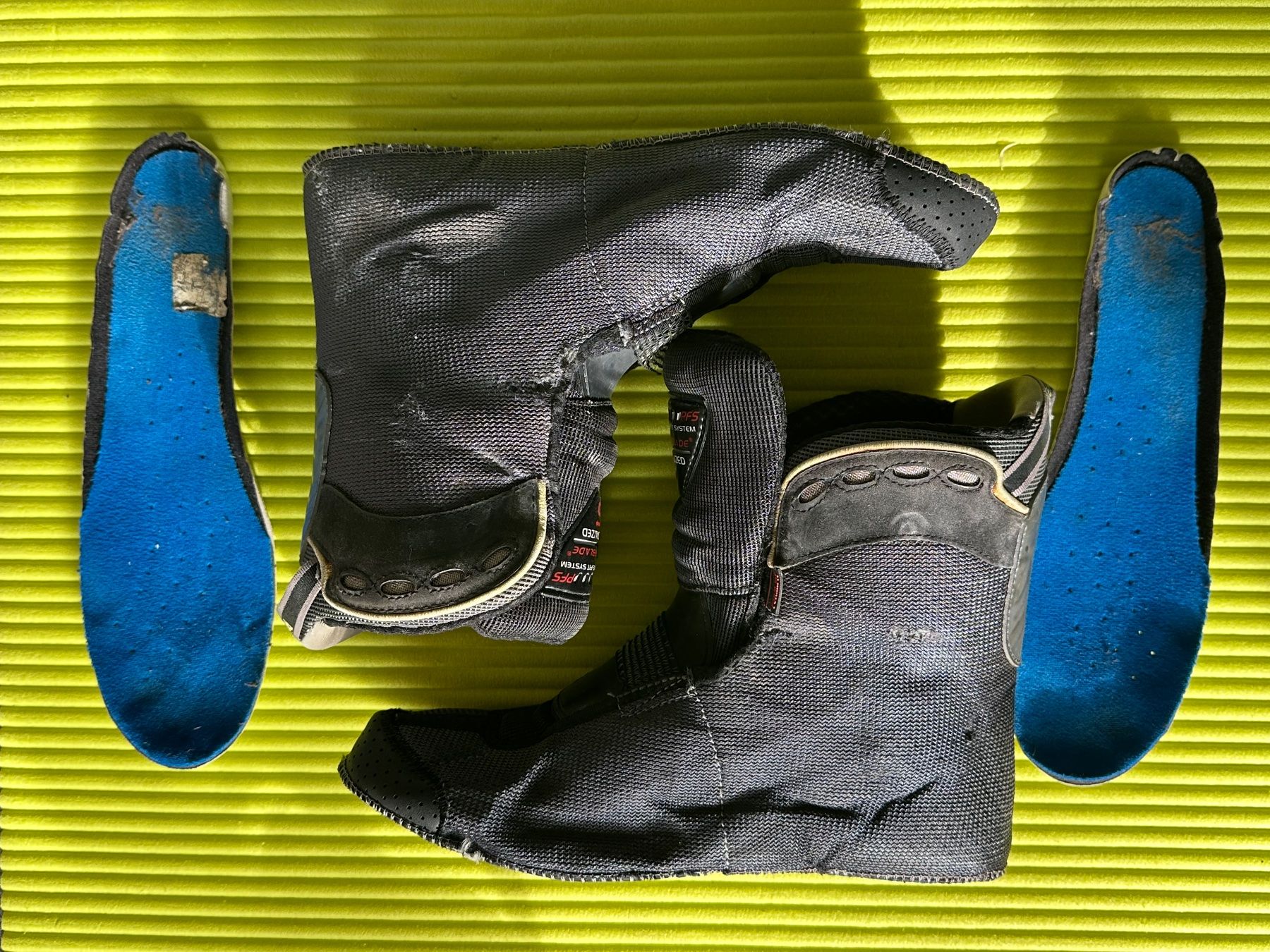Pattini in linea & Pattini a rotelle: Rollerblade Inline Skates Gr. 46 82mm Rollen – Usato da Stallikon venduto da Rsiri 2
