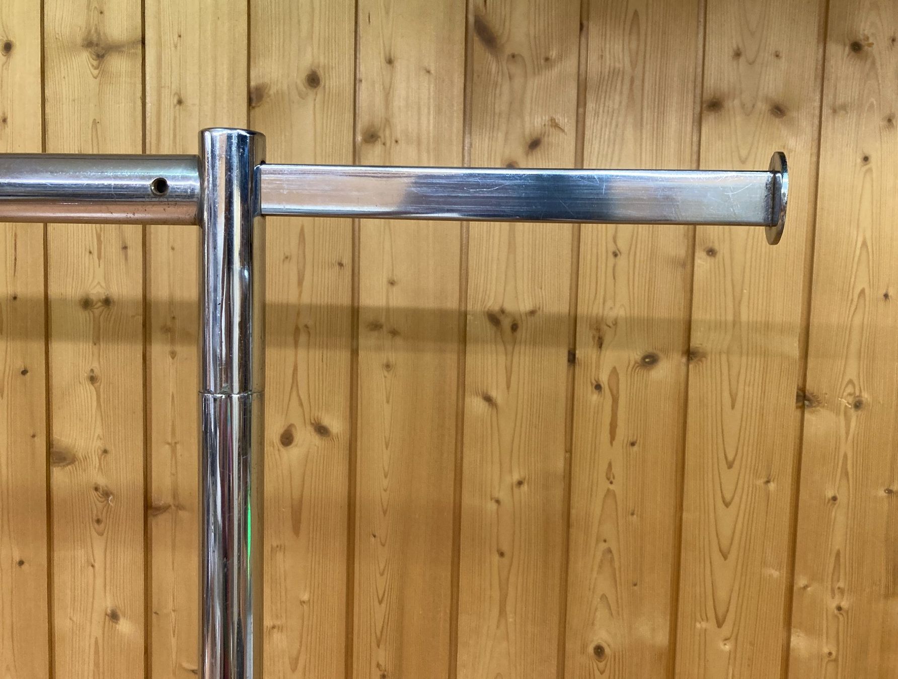 Altro in Decorazioni & Accessori: Kleiderständer auf Rollen, Chromstahl – Usato da Langnau i. E. venduto da flexibus77 2