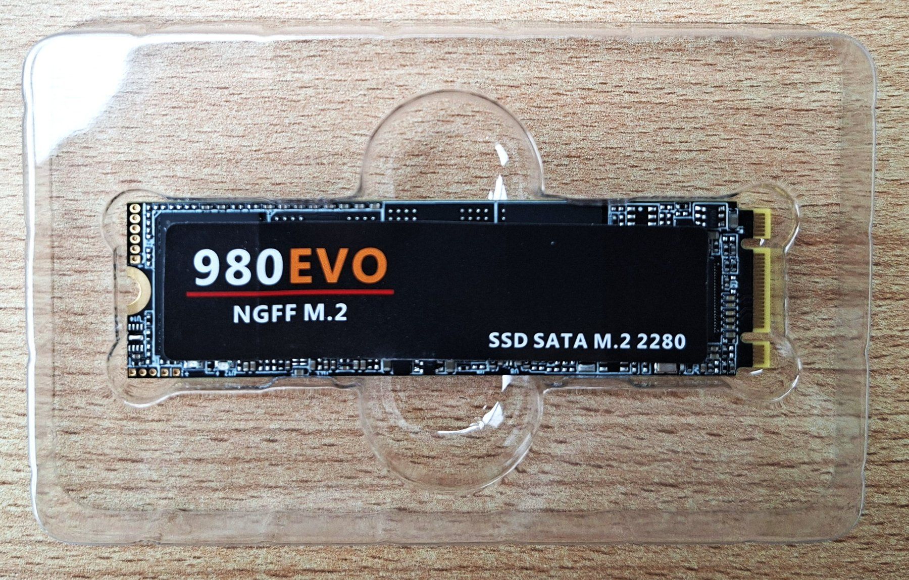 Disques durs: 2TB M.2 SATA SSD originalverpackt – Neuf avec emballage d'origine à Meggen par IT_Alchemist 1