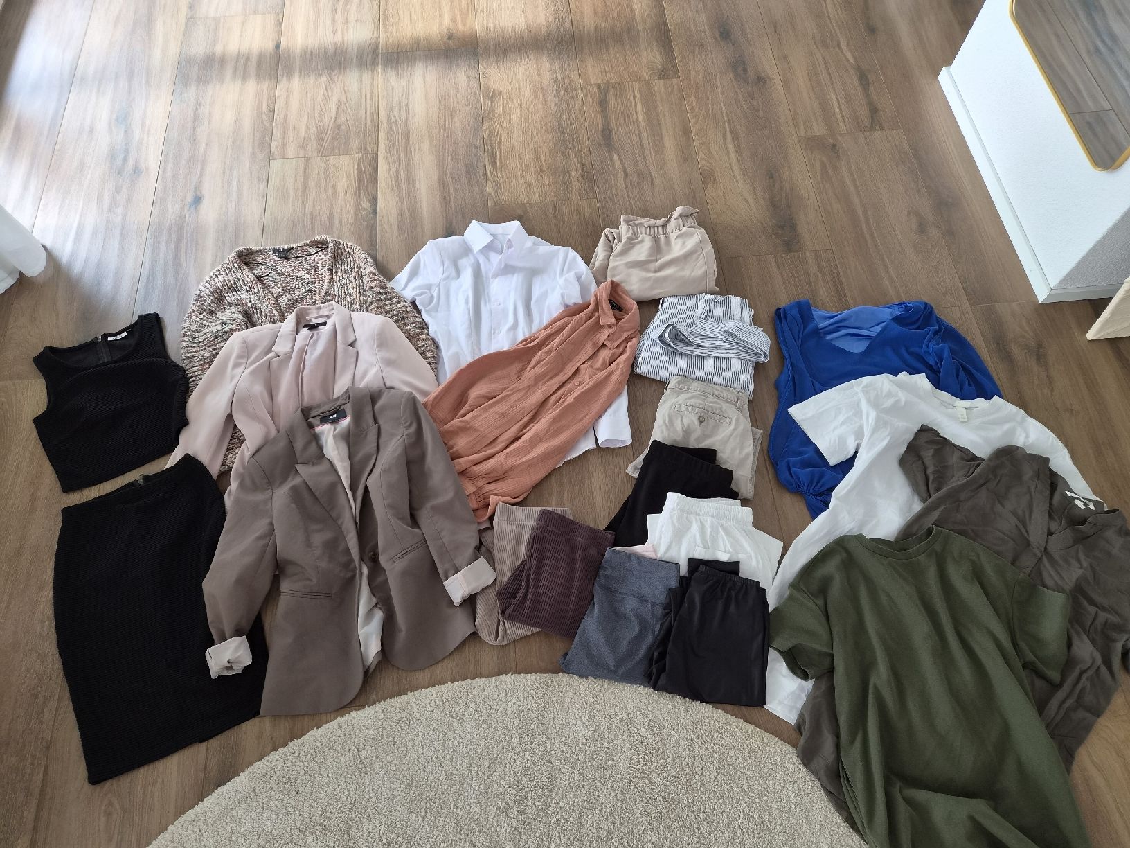 Lots de vêtements: Kleiderpaket Damen S/M – D'occasion à Safnern par ROEDGM