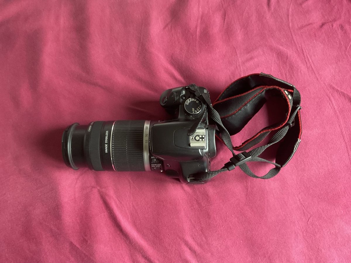 Canon Fotocamera: Canon EOS 450D Kamera mit Objektiv 55-250mm – Usato da Zürich venduto da hur_56ys