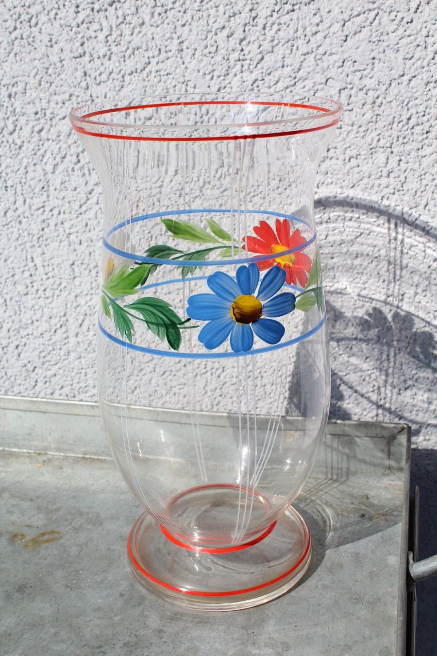 Vasi & Recipienti: Vintage Glas Vase , Blümchen Handbemalt – Usato da Locarno venduto da fripui 2