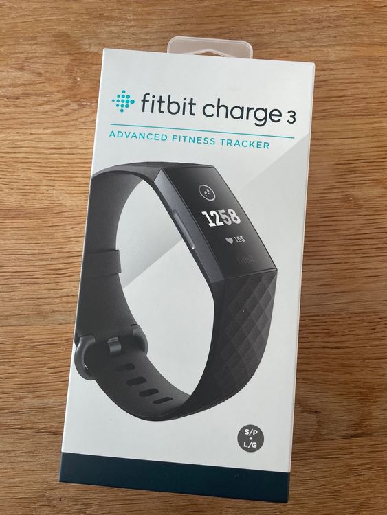 Montre Connectée Fitbit Charge 3 - Tracker Fitness Cardio Fréquence Activité IOS Android