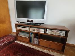 Sideboard für TV- und Stereoanlage