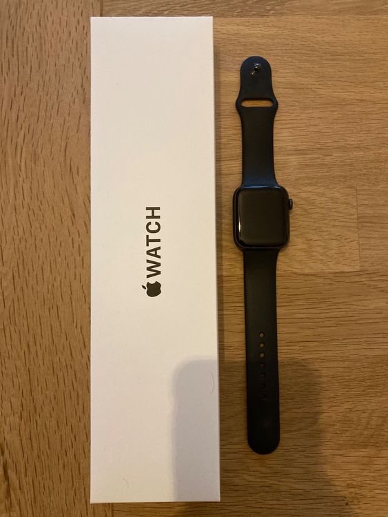 Apple Watch SE - 44 mm (2021) | Kaufen auf Ricardo