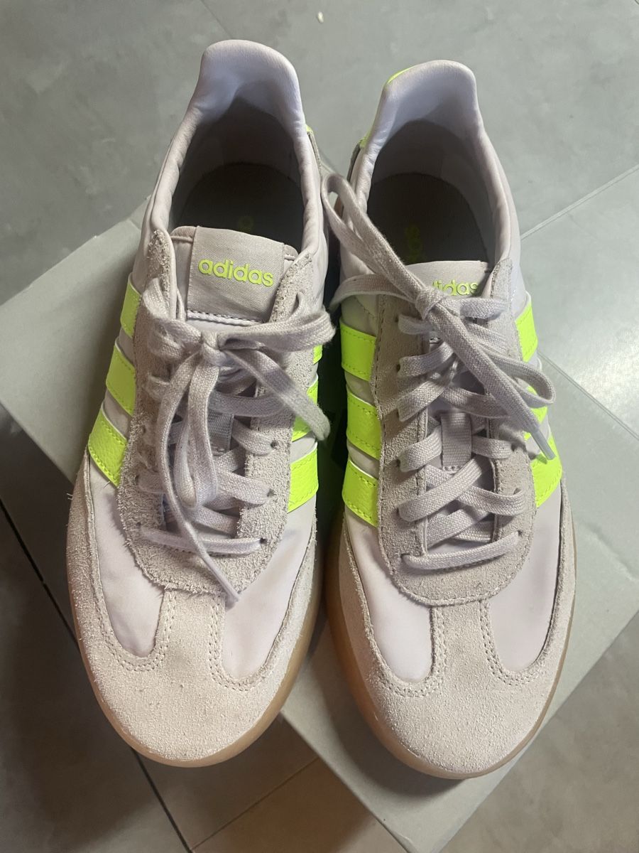 Adidas Scarpe da donna: Adidas Barreda Decode Gr. 38 – Usato da Münchwilen TG venduto da SeHuDoHu 1