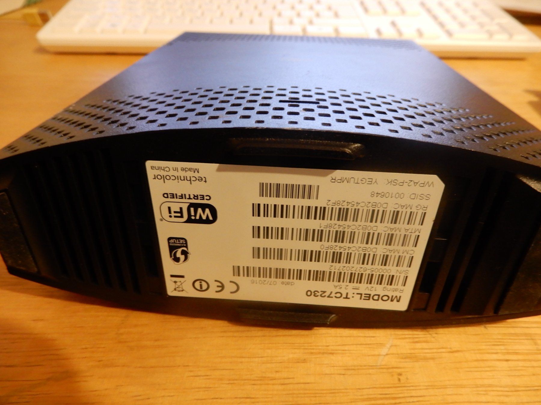 Modem & Router: Technicolor Internet Router, Schwarz, Günstig! – Usato da Worben venduto da MaKo3252 3