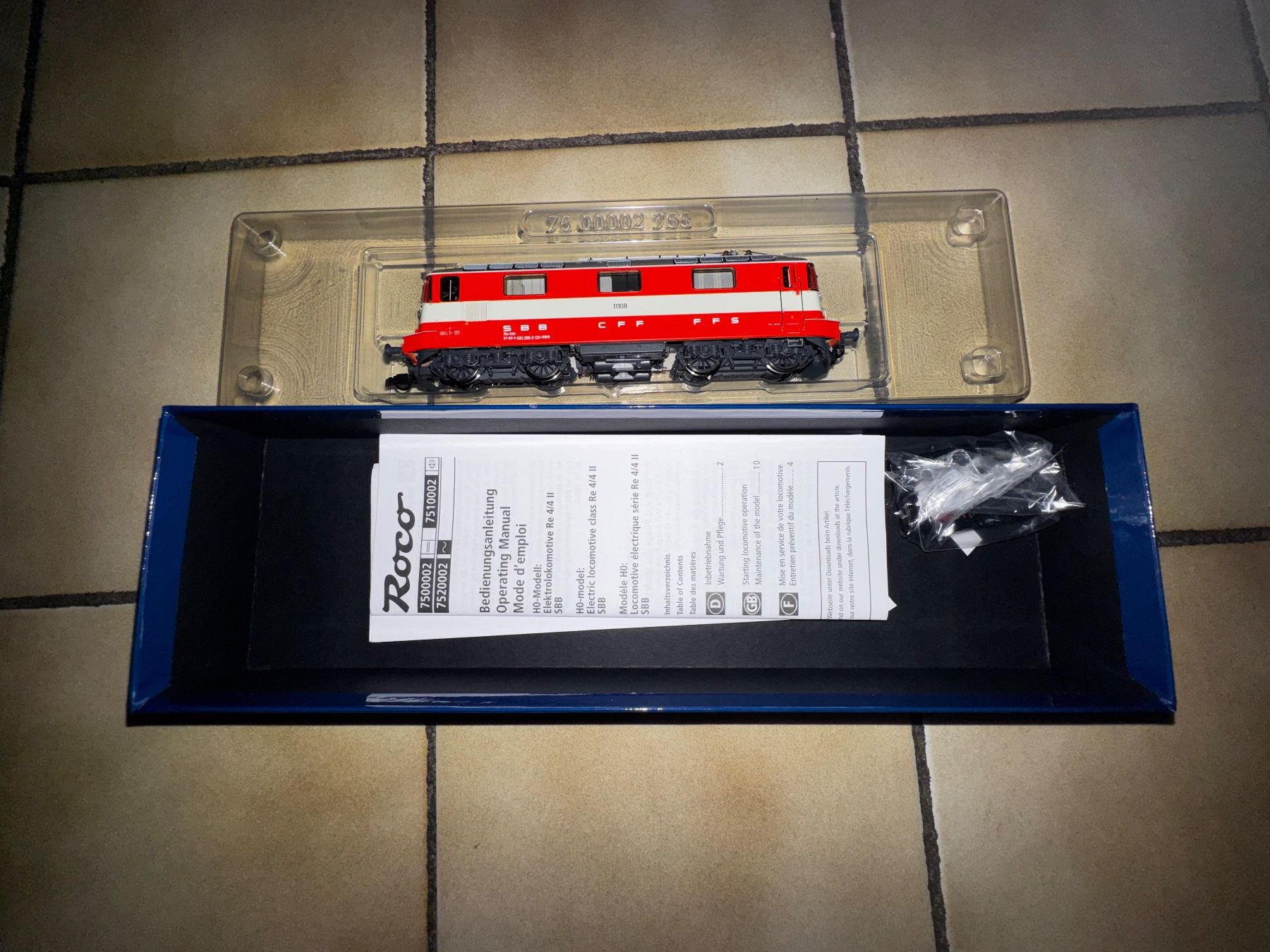 Roco Modellini di ferrovie: RE 4/4 Swiss express digital Dcc roco ho neuve – Usato da Genève venduto da den_8z8h 6