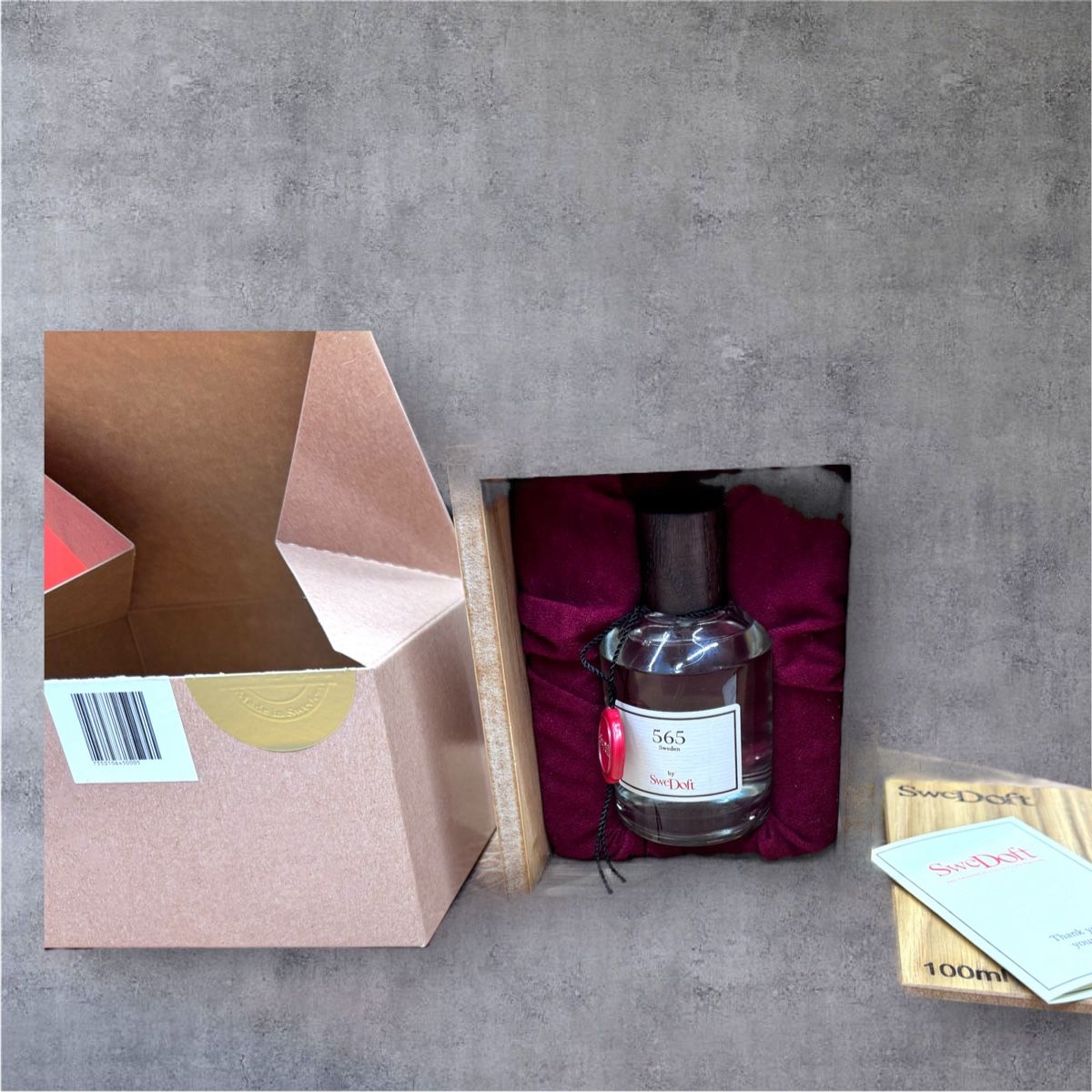 Profumi & Eau de Toilette: 565 by Swedoft 100ml New – Nuovo (secondo la descrizione) da Besazio venduto da tonpetitparfum