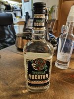 1 Tequila Yucatan 0.7L Flasche ungeöffnet