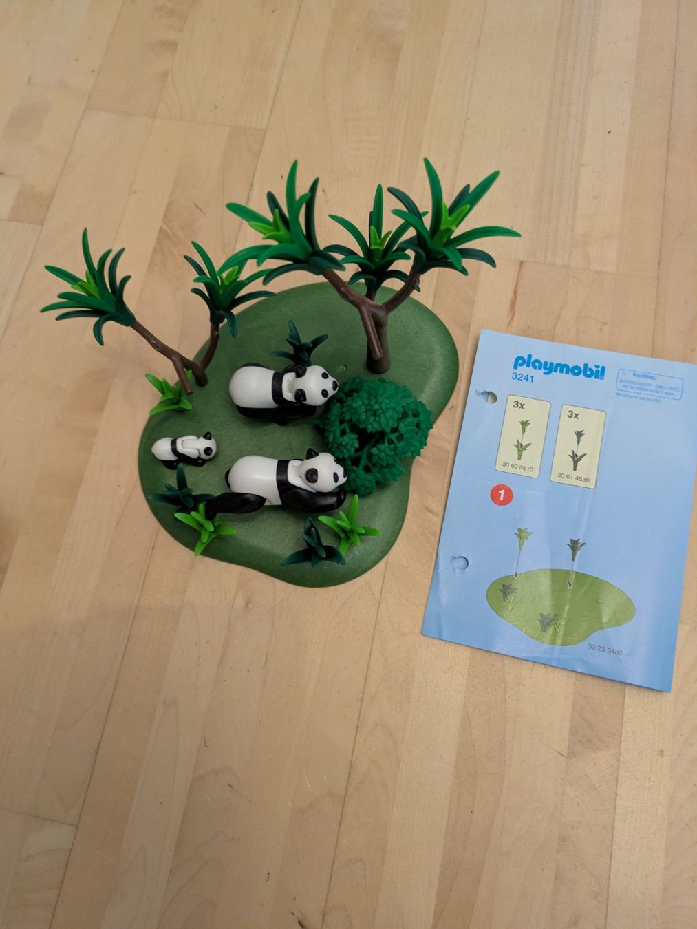 Playmobil Giocattoli: Playmobilset: Pandafamilie – Usato da Bern venduto da macsandra