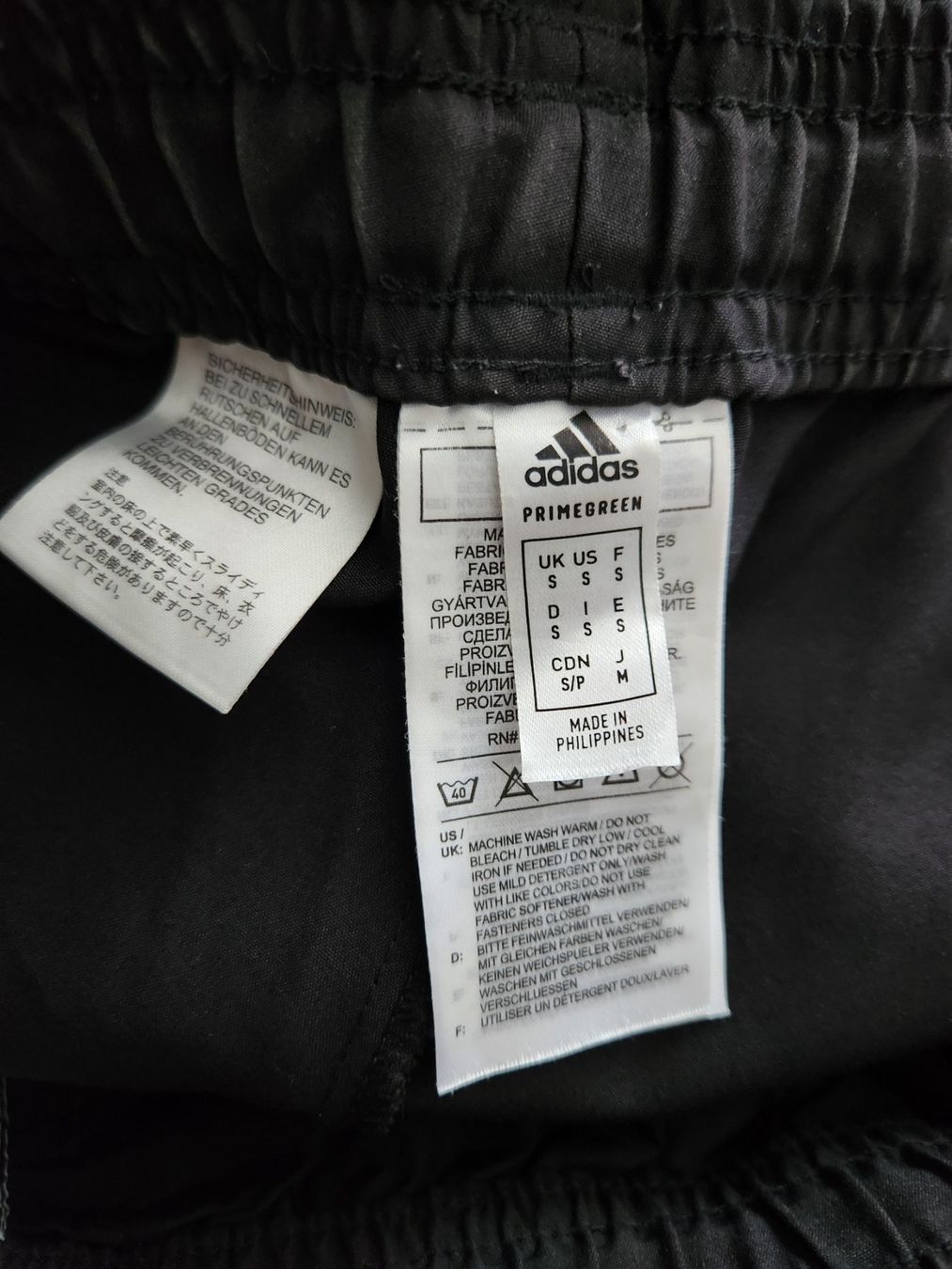 Pantaloni: Adidas Trainingshose, schwarz, Gr. S – Usato da Oftringen venduto da Leleni 2