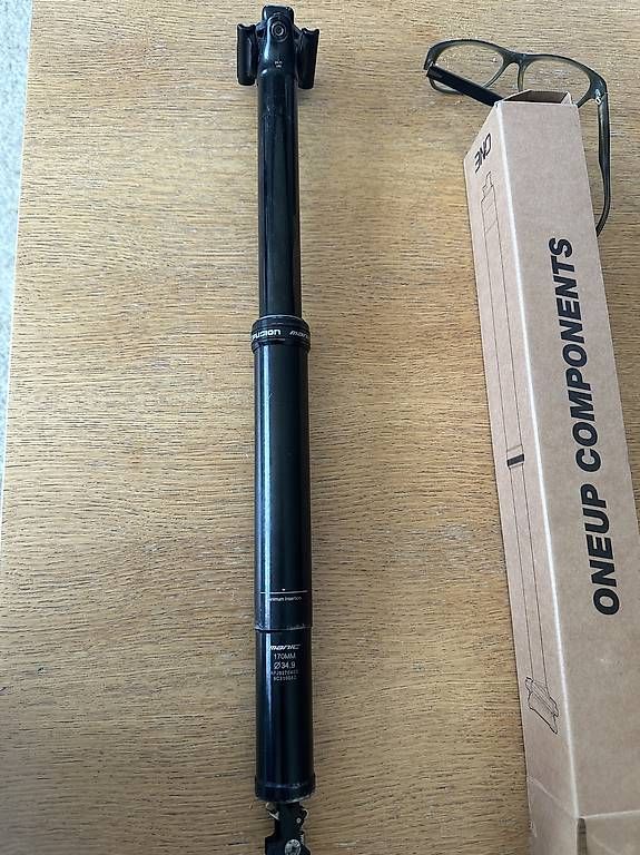 Pezzi di ricambio: Dropper Sattelstütz 170mm 34.9 – Usato da Wollerau venduto da Porscheteil