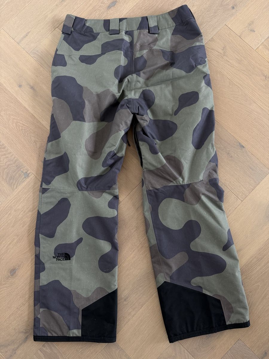 Skis: North Face Freedom Insulated Ski Pants - Size M – Gebraucht aus Hergiswil NW von jaybee27 3
