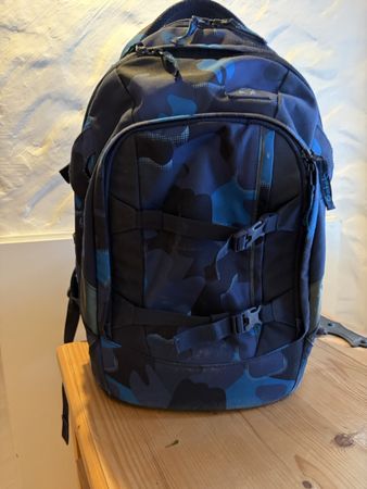 Schulrucksack Satch blaues Tarnmuster gebraucht