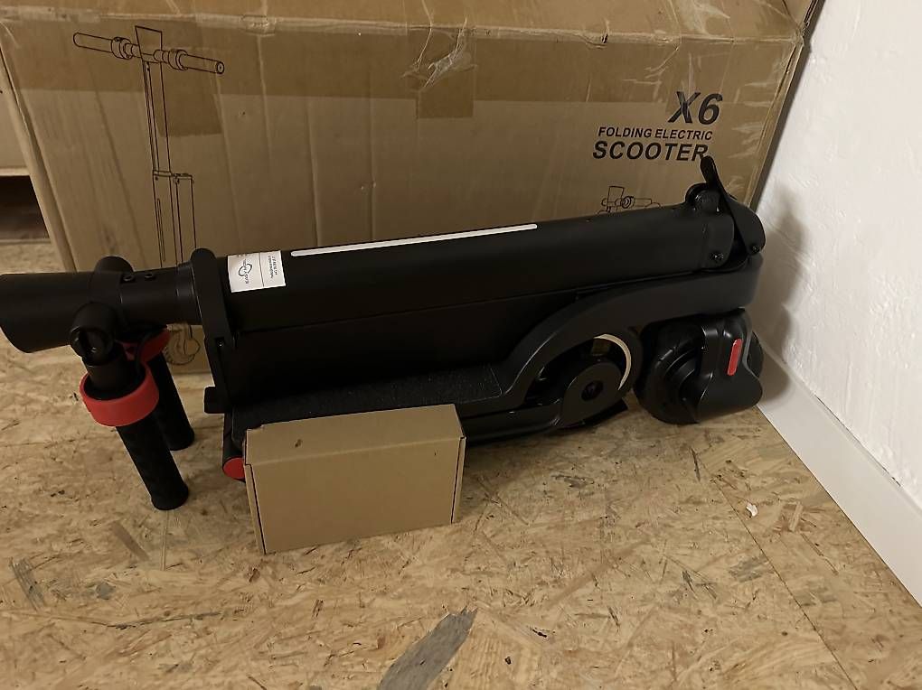 Elektromobile: Elektroscooter 250Watt – Gebraucht aus Wolfhausen von Easy-Mobil 2