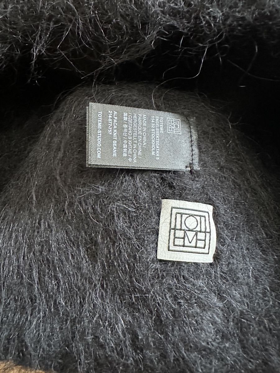 Hüte, Mützen & Caps: Beanie Totême Alpaka – Gebraucht aus Ueberstorf von Lean66 1