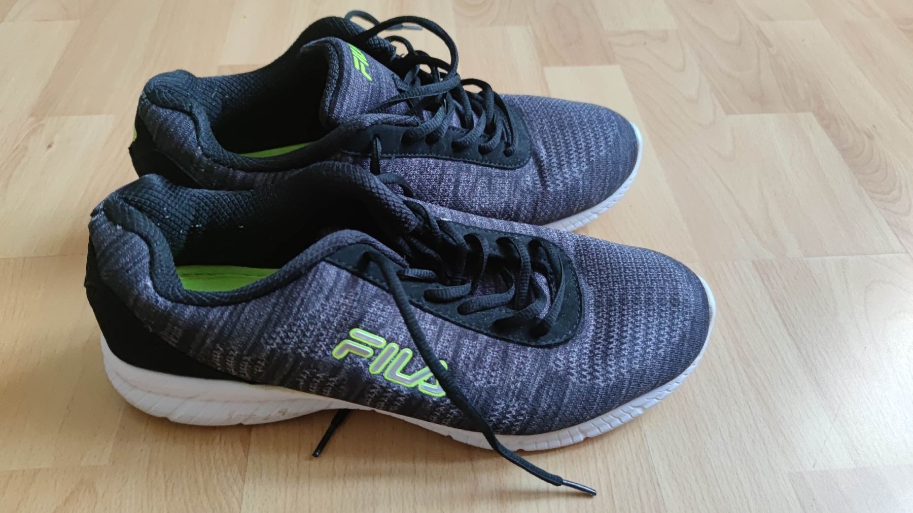Fila Herrenschuhe: 44.5 – Gebraucht aus Meggen von Malecifent 1