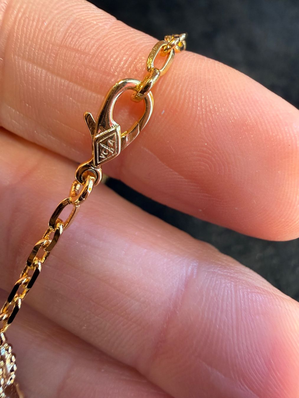 Catenine: Collier Jardin de Trèfles roses – Nuovo e nell'imballaggio originale da St-Maurice venduto da Sandrinette123 2