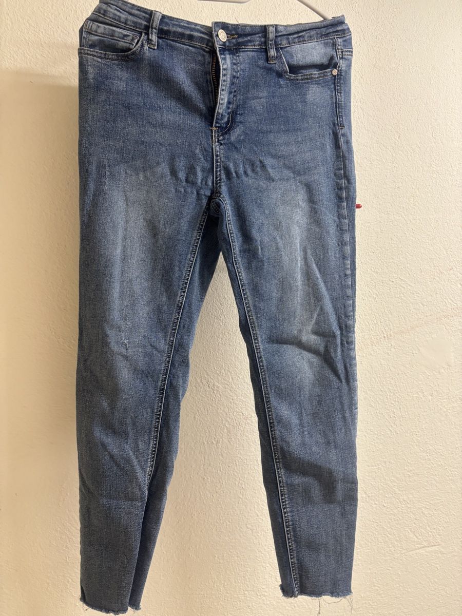 Jeans: DENIM Chicorée Jeans, Grösse 40, – D'occasion à Wallisellen par AS.TZ.