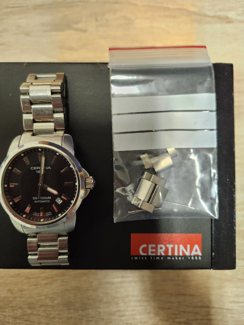 Certina Orologi: Montre Certina – Nuovo (secondo la descrizione) da Courgenay venduto da sch_6kn5 1