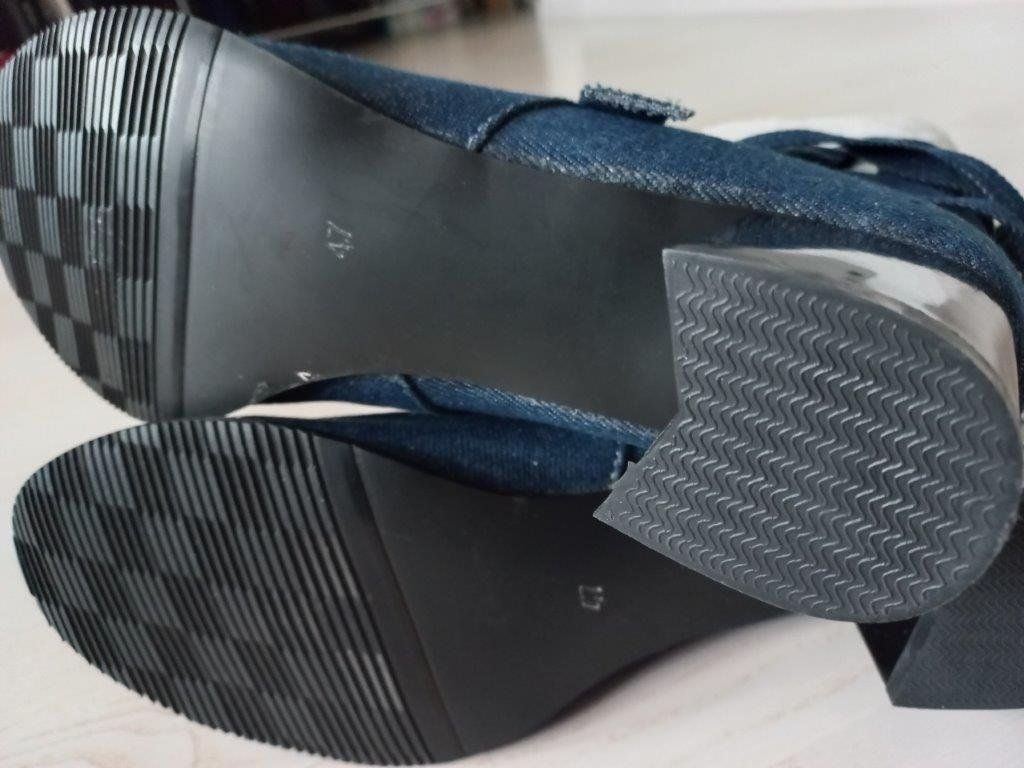 Scarpe da donna: Winterstiefel mit Blockabsatz Jeanslook Grösse 45 – Nuovo (secondo la descrizione) da Pfäffikon / ZH venduto da Pefkadett 7