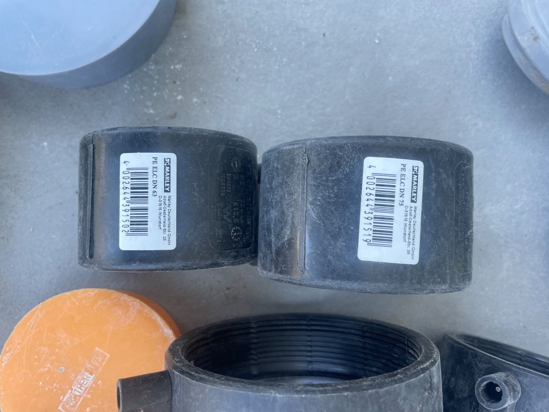 Ferramenta: Manchons  Geberit raccords divers et coudes – Usato da Bex venduto da ymaarfi 3