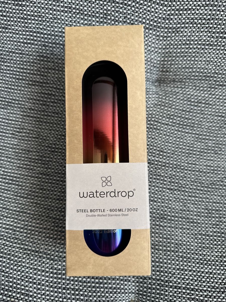 Waterdrop Borracce & Thermos: Waterdrop Stahlflasche 600ml Rainbow Edition 2022, Neu – Nuovo e nell'imballaggio originale da Oberiberg venduto da Leitwolf5