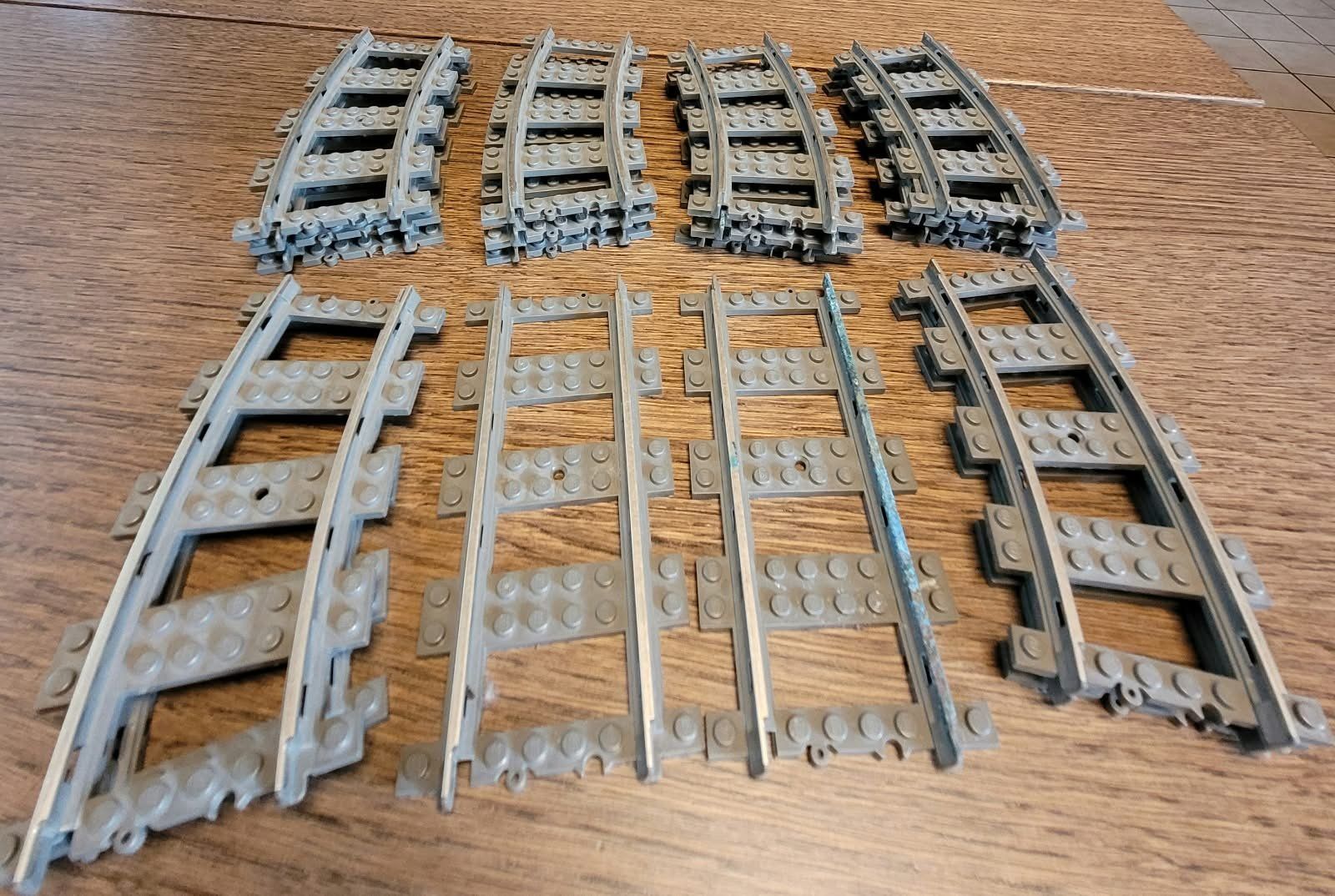 Modelleisenbahnen: LEGO 9-V-Elektrozug-Gleise, – Gebraucht aus Sonceboz-Sombeval von ter_9rc5 2