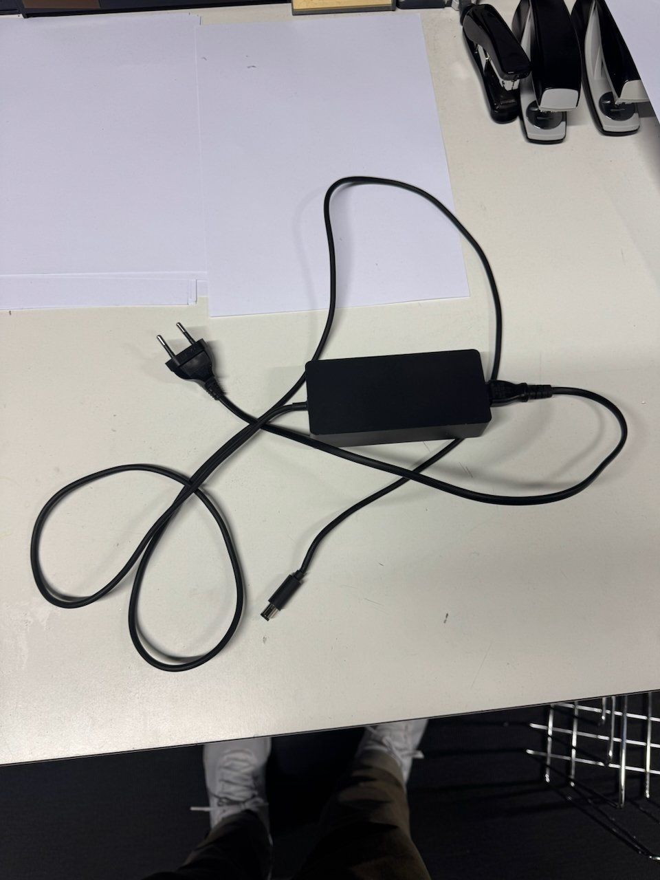 Microsoft Chargeur: Surface Dock Netzteil 90W – D'occasion à Frauenfeld par cinque 1