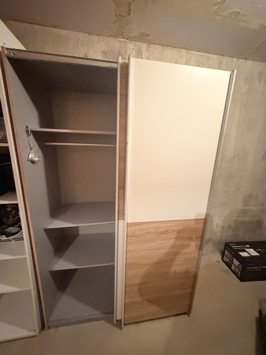 Schränke: Armoire – Gebraucht aus Sion von dio_c75t 2