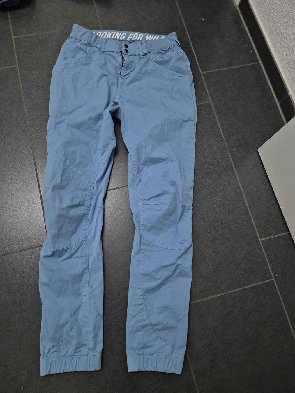 Pantaloni: Looking for Wild! Coole Sommerhose, hellblau, Gr. L – Nuovo (secondo la descrizione) da Müswangen venduto da remsi1992
