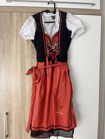 Dirndl Grösse 36