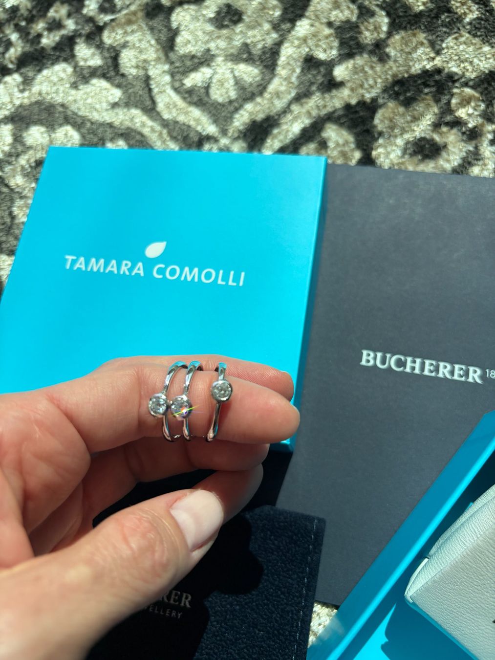 Ringe: 3 TAMARA COMOLLI BOUTON Solitaire Diamond Ring – 18K White – Neu (gemäss Beschreibung) aus Zumikon von Grenquila 5