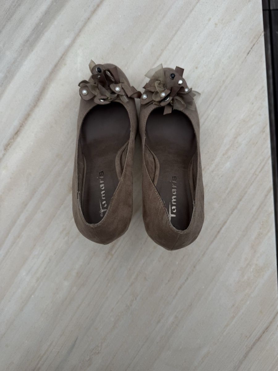 Tamaris Scarpe da donna: Braune Tamaris Pumps Gr. 38  – Nuovo (secondo la descrizione) da Engelburg venduto da mia_n6tr 3