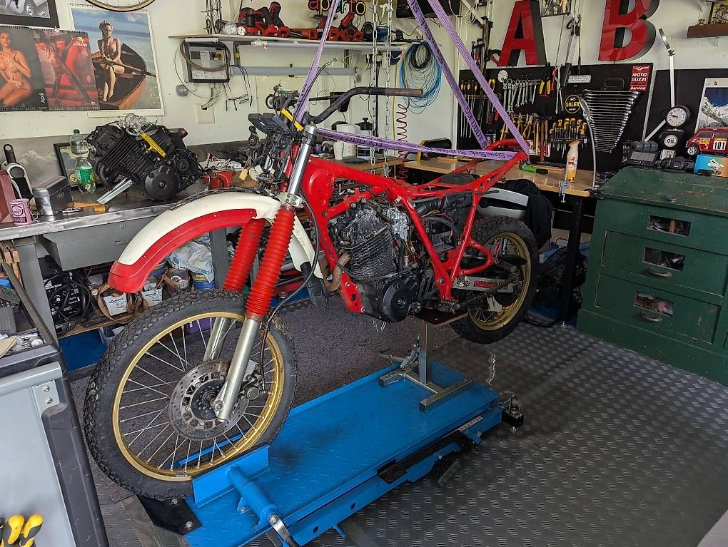 Altro: Vendo moto per pezzi o restauro – Usato da Montagnola venduto da and_2jfz