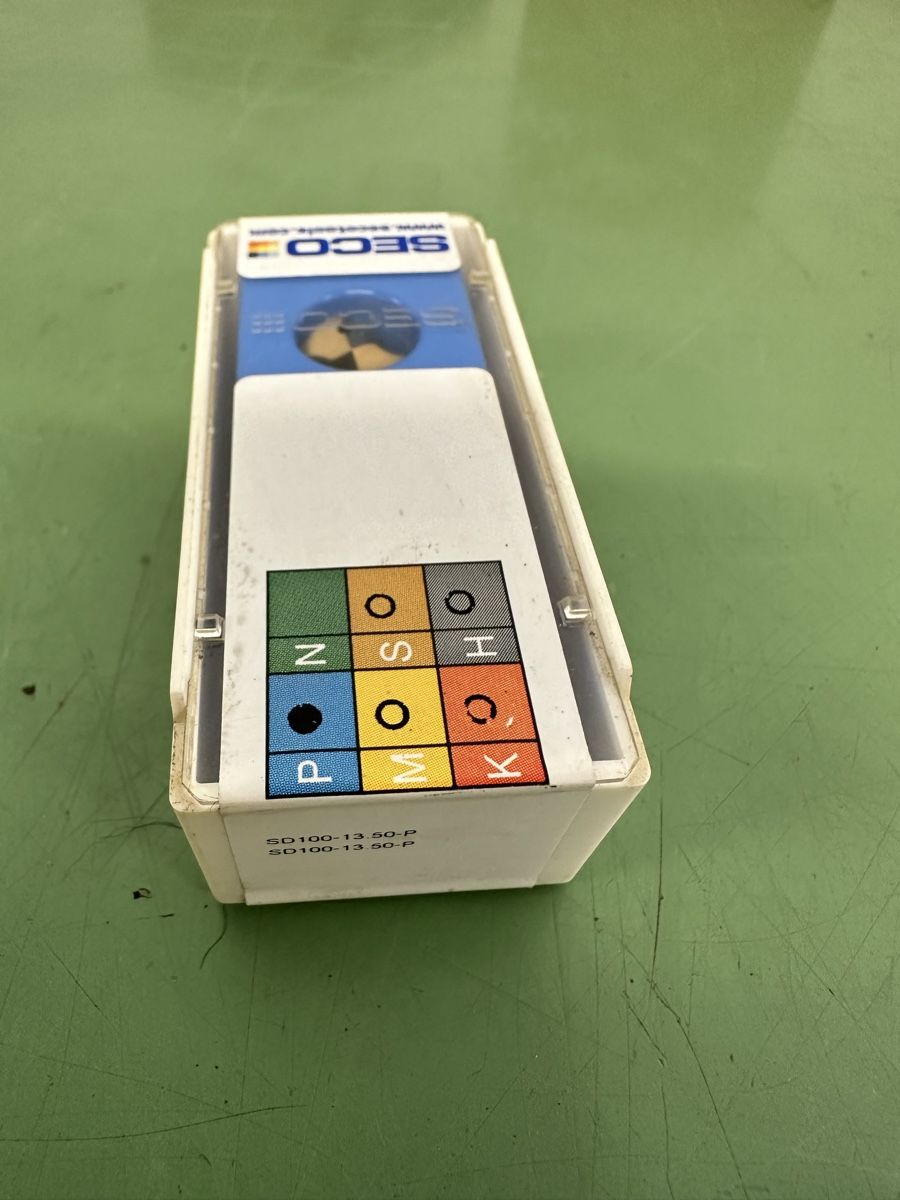 Tutti gli attrezzi: Seco SD100-13.50-P, drilling Insert, Bohrer, new in box – Nuovo e nell'imballaggio originale da Aarberg venduto da SNMachines 2