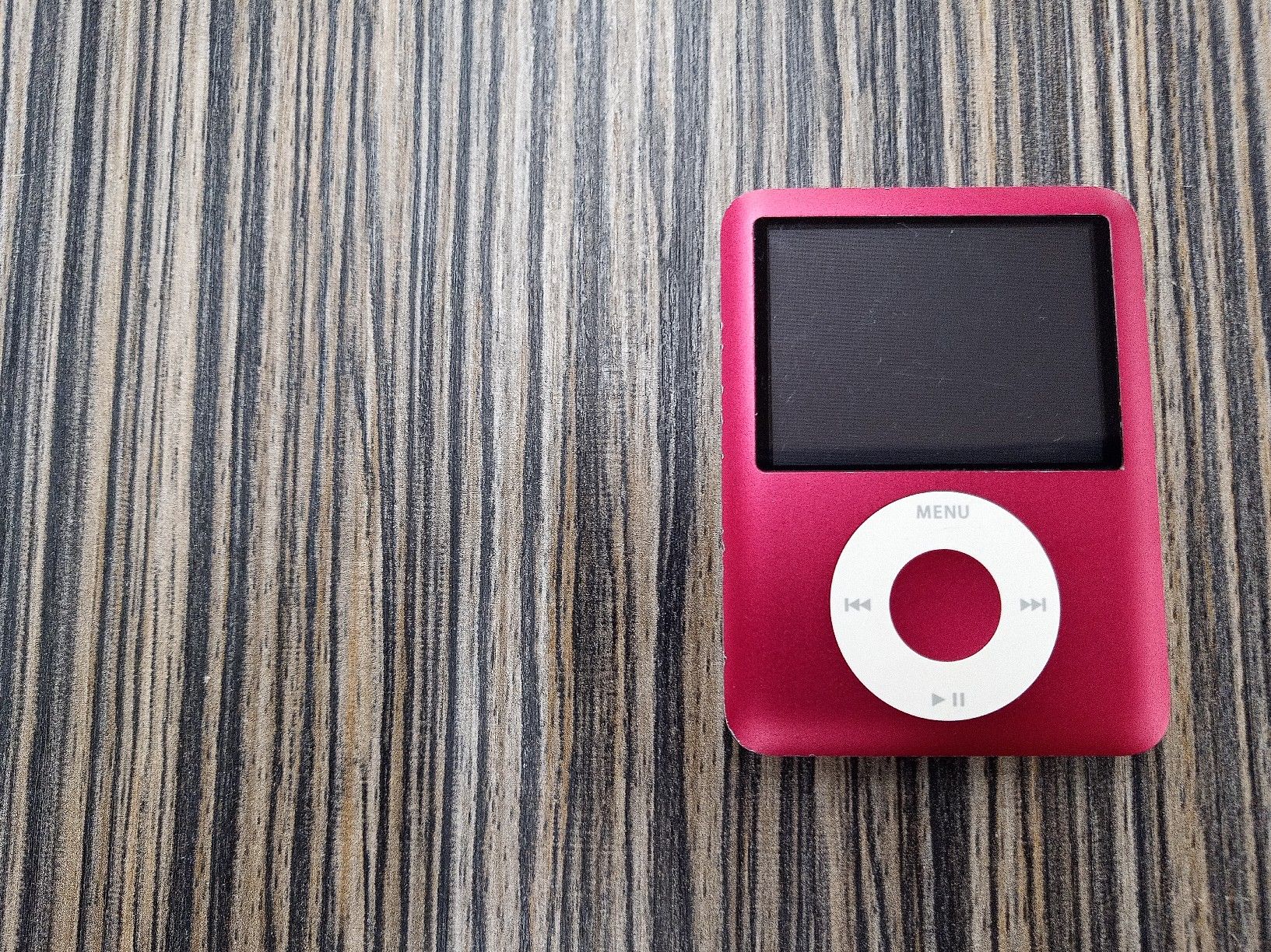 Apple Lettore multimediale portatile: Apple iPod 8GB A1236 – Usato da Reiden venduto da Zofi-Brocki 2