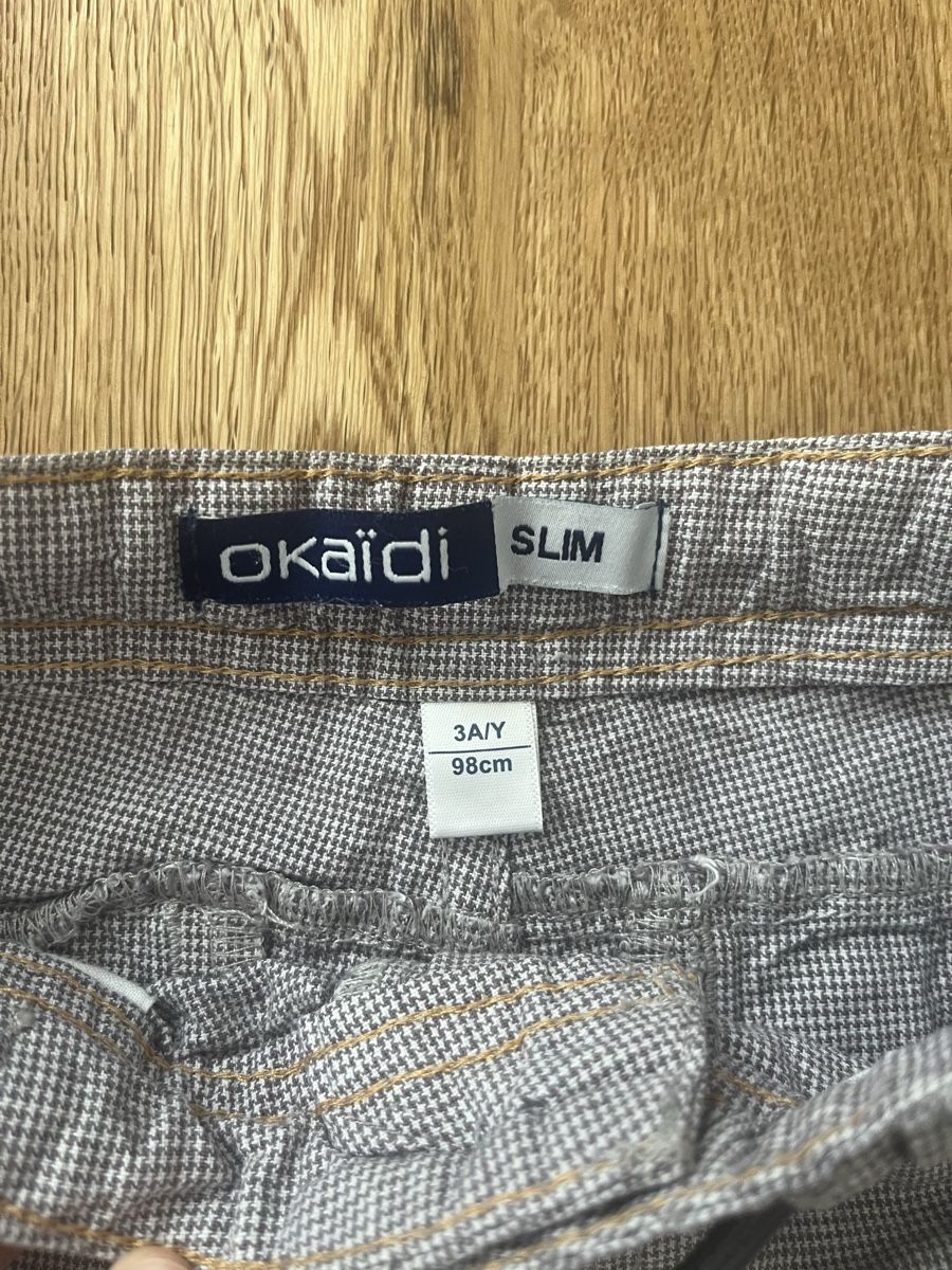 Okaidi Pantaloni: Kinder Okaïdi Shorts, Gr. 98 – Usato da Interlaken venduto da fbnscl 2