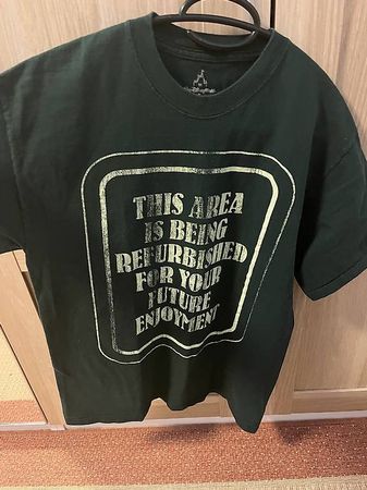 Disney World T-Shirt Orlando, area refurbished