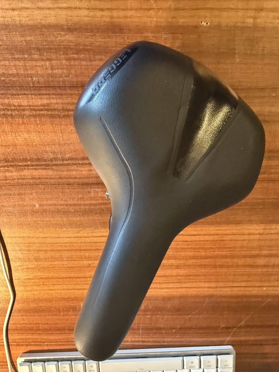 Pièces détachées: Sattel Leggera – Neuf (Voir description) à Kriens par wickjulian