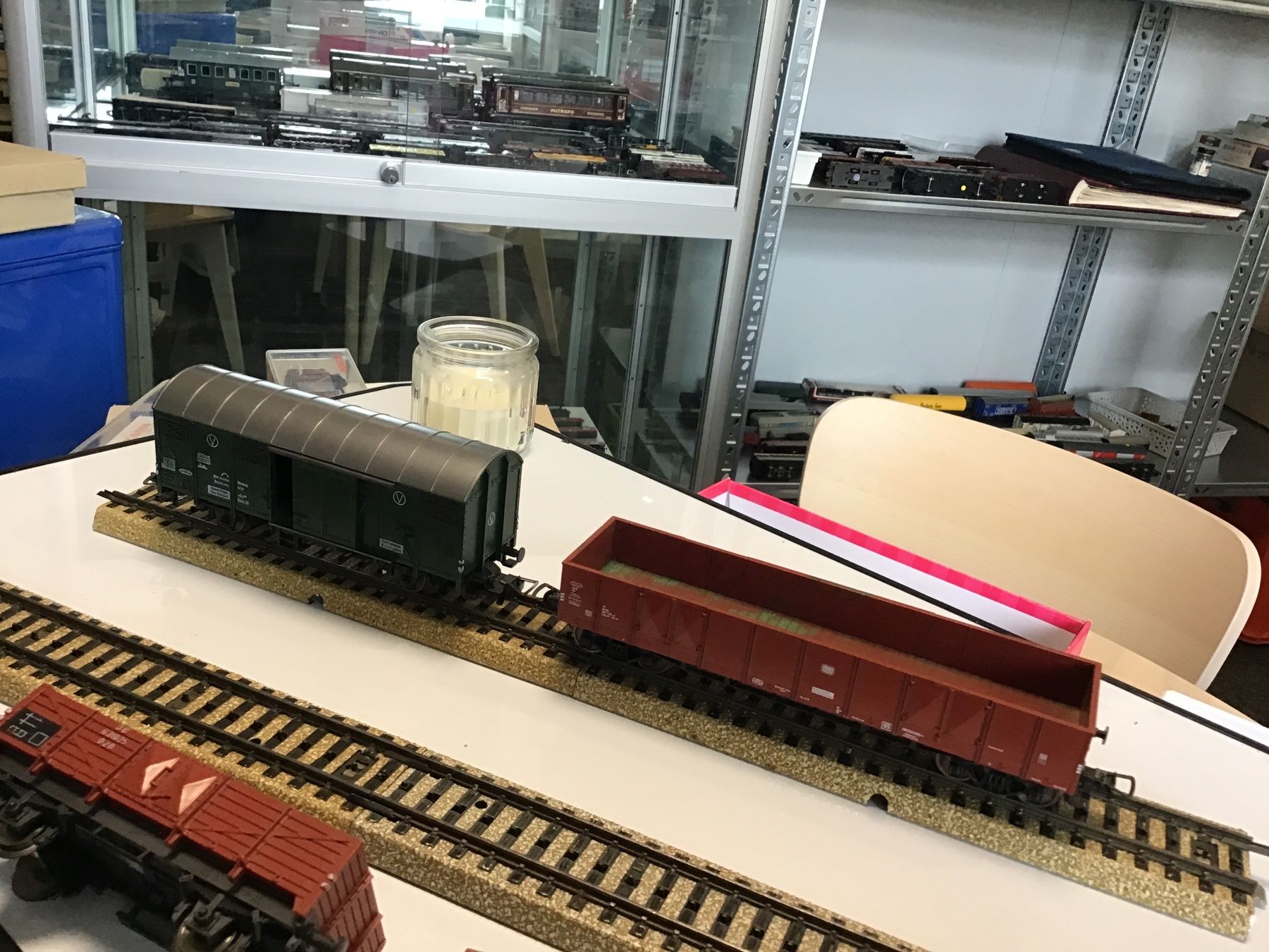 Fleischmann Modelleisenbahnen: FLEISCHMANN Güterwagen SET H0, – Gebraucht aus Männedorf von Modell-Spezialisten 2
