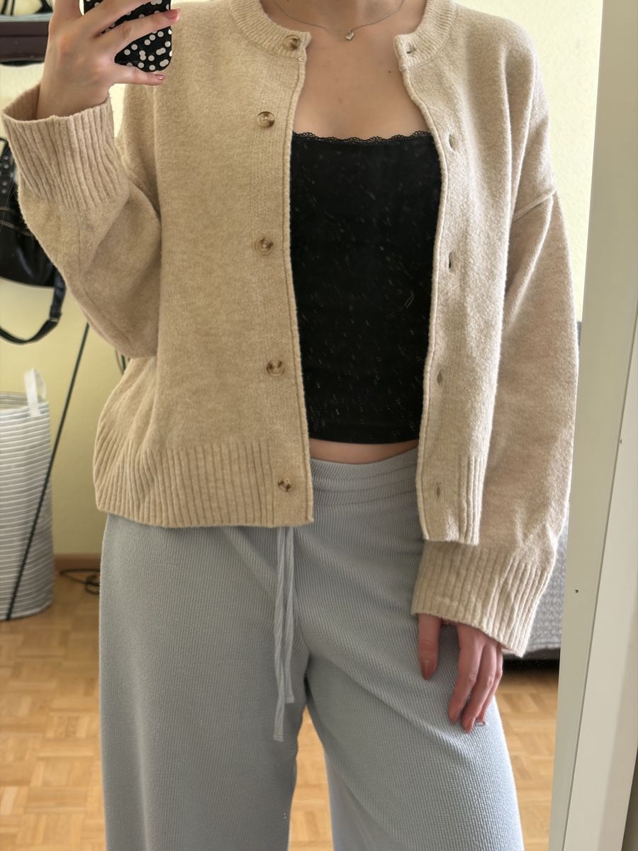 Pullover & Sweatshirts: Cardigan Beige – Neu (gemäss Beschreibung) aus Basel von pau_w9yw 3