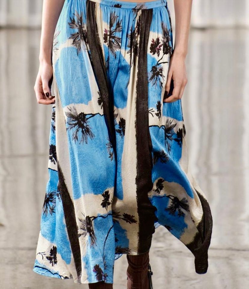 Zara Gonne: ZARA Rock mit Print - neu - – Nuovo (secondo la descrizione) da Jona venduto da vanessasupermarket20 3