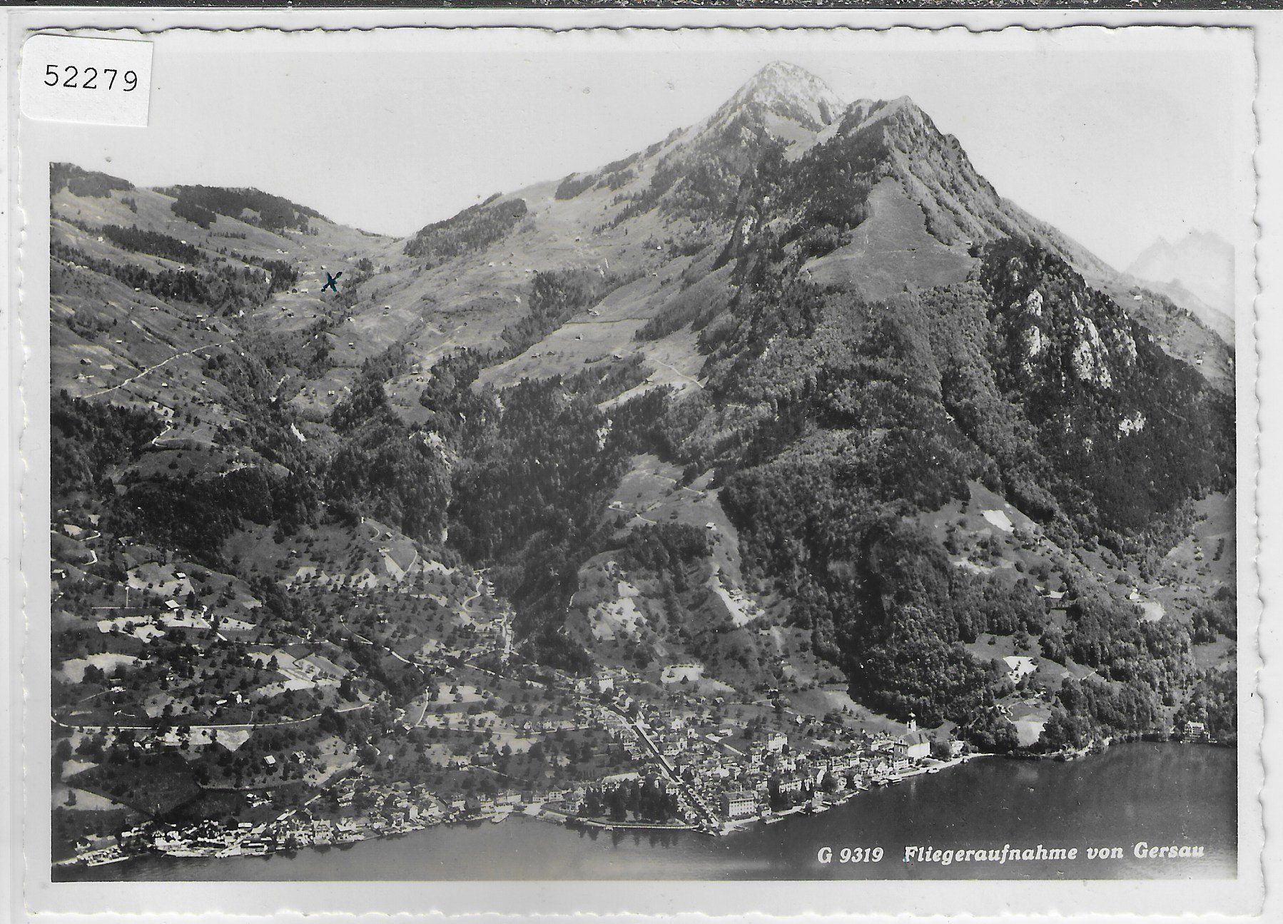 Cartoline postali: Flugaufnahme von Gersau – Usato da Ettingen venduto da Kartenplanet