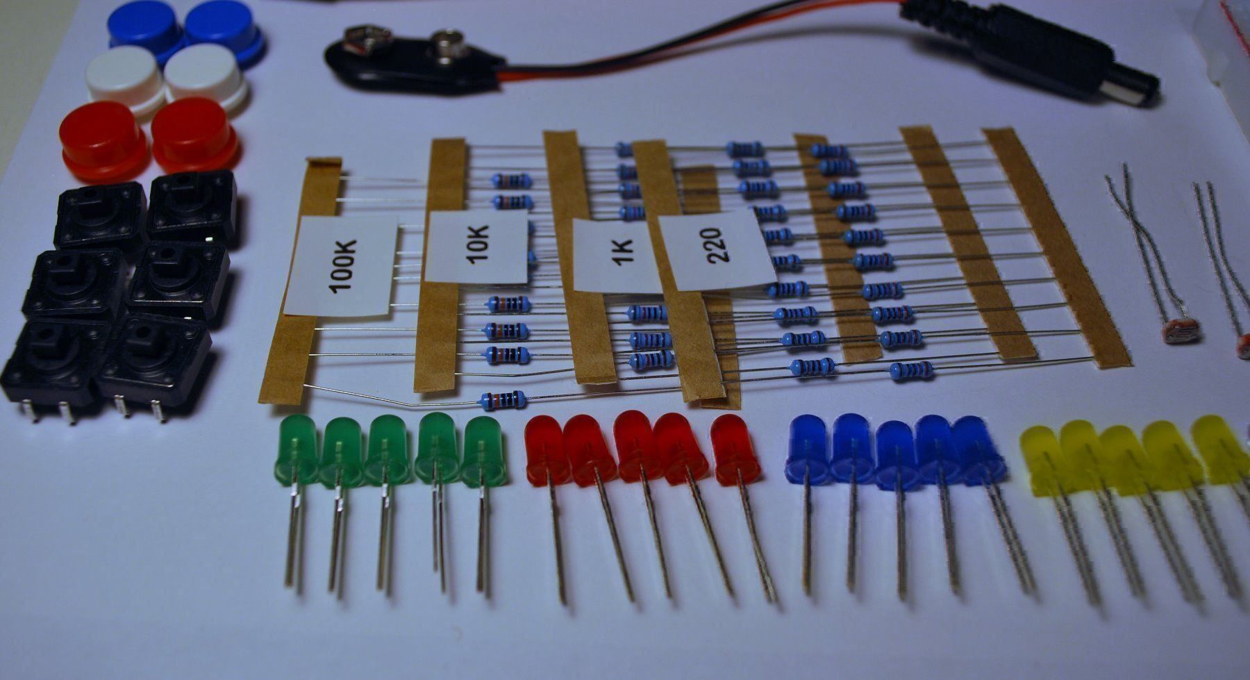 Elektronikbauteile: Raspberry PI /Arduino Mini Starter Kit mit LEDs, Breadboard. – Neu und originalverpackt aus Geroldswil von  2